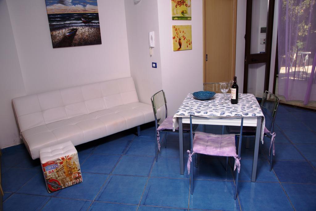 Villa Laila Balestrate Oda fotoğraf